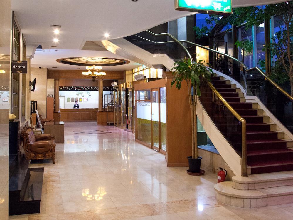 Victoria Hotel Séoul Extérieur photo